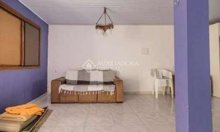 Casa em condomínio fechado com 3 quartos à venda na Avenida Vicente Monteggia, 1020, Cavalhada, Porto Alegre, 290 m2 por R$ 700.000