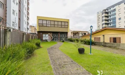 Prédio à venda na Rua Doutor Pereira Neto, 114, Tristeza, Porto Alegre, 701 m2 por R$ 2.245.000