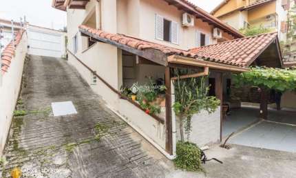 Casa com 5 quartos à venda na Rua Gonçalves Ledo, 222, Trindade, Florianópolis, 235 m2 por R$ 1.840.000