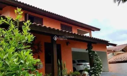 Casa com 3 quartos à venda na Servidão Antônio Irineu da Silva, 300, Córrego Grande, Florianópolis, 194 m2 por R$ 1.696.000