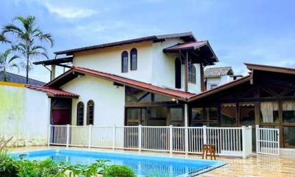 Casa com 4 quartos à venda na Ipanema, 64, Ingleses do Rio Vermelho, Florianópolis, 194 m2 por R$ 850.000