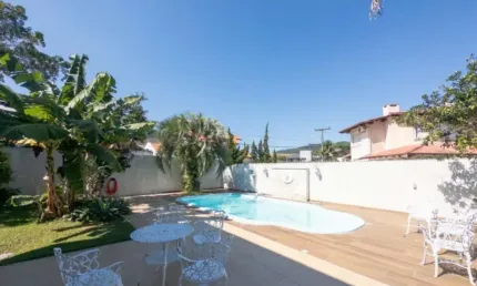 Casa com 4 quartos à venda na Rua Brejaúna, 71, Itacorubi, Florianópolis, 320 m2 por R$ 4.240.000