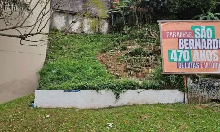 Terreno em condomínio fechado à venda na Avenida Pery Ronchetti, 205, Nova Petrópolis, São Bernardo do Campo, 138 m2 por R$ 350.000