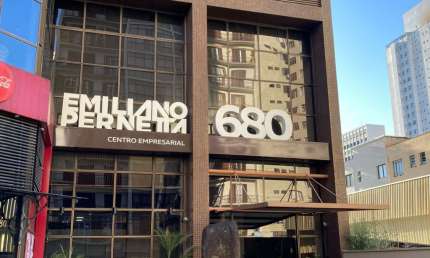 Sala comercial com 2 salas à venda na Rua Emiliano Perneta, 680, Centro, Curitiba