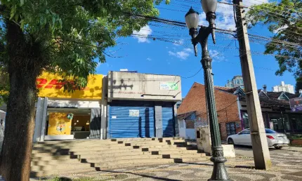 Ponto comercial com 1 sala para alugar na Rua Comendador Araújo, 845, Batel, Curitiba