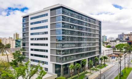 Sala comercial com 2 salas para alugar na Avenida Visconde de Guarapuava, 4628, Batel, Curitiba