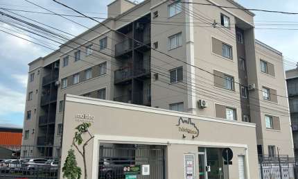 Apartamento Fundos  Mobiliado 02 dormitorios com sacada elevador