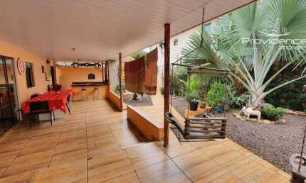 Casa com 3 dormitórios à venda por R$ 890.000,00 - Região do Lago 2 - Cascavel/PR