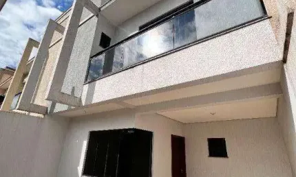 Sobrado com 3 dormitórios à venda por R$ 530.000,00 - Coqueiral - Cascavel/PR