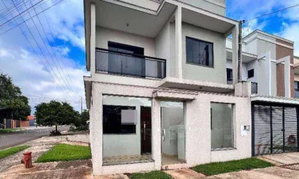 Sobrado com 3 dormitórios à venda, 125 m² por R$ 660.000,00 - Coqueiral - Cascavel/PR