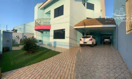 Sobrado com 4 dormitórios à venda, 400 m² por R$ 2.200.000,00 - Country - Cascavel/PR