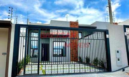 Vendo casa no Jd veredas ,com suíte mais dois quartos com sobra terreno