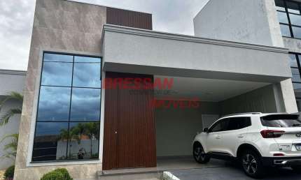 Casa à venda na Avenida das Torres, FAG, Cascavel