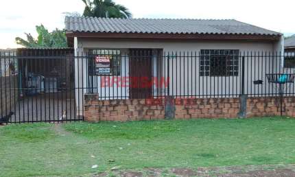 Casa usada com  dois quartos 70 m  lote 150m   valor a vista 230mill