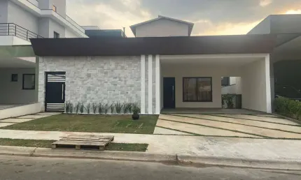Casa térrea no Gran Ville São Venâncio com 3 dormitórios R$980.000
