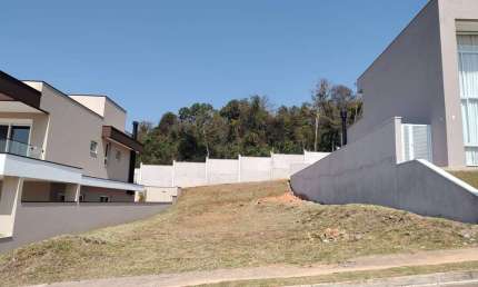 Terreno de 600 metros condomínio Reserva Marajoara  em Jundiaí R$1.380.000