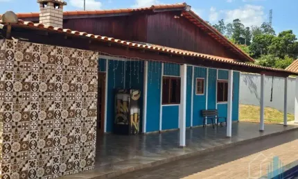 Chácara para Venda em Votorantim, Carafá, 3 dormitórios, 1 suíte, 4 banheiros, 4 vagas