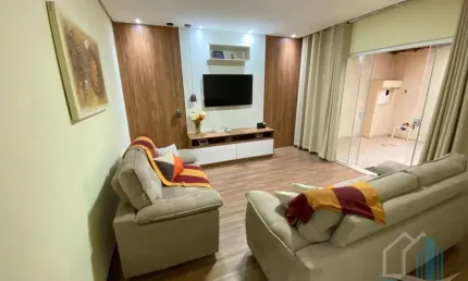 Casa para Venda em Sorocaba, Parque Vitória Régia, 2 dormitórios, 1 suíte, 2 banheiros, 3 vagas