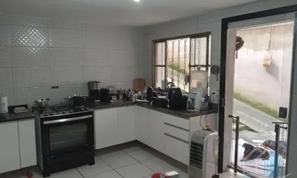 Casa para Venda em Votorantim, Jardim Primavera, 2 dormitórios, 2 banheiros, 3 vagas