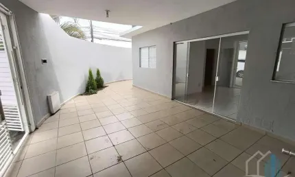 Casa para Venda em Sorocaba, Jardim Wanel Ville V, 2 dormitórios, 1 banheiro, 2 vagas