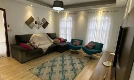 Casa para Venda em Sorocaba, Wanel Ville, 2 dormitórios, 1 suíte, 3 banheiros, 2 vagas