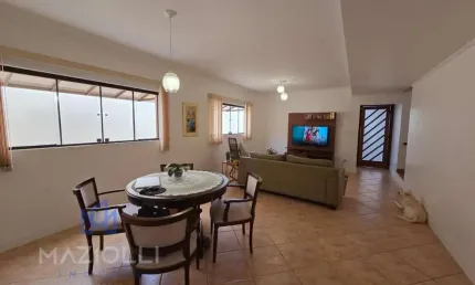 Casa para Venda em Sorocaba, Vila Gabriel, 4 dormitórios, 1 suíte, 2 banheiros, 2 vagas