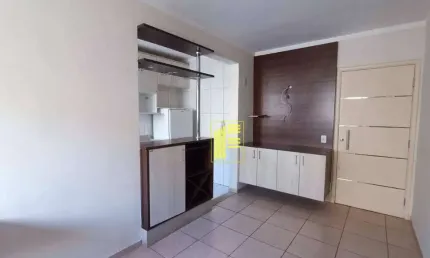 Cobertura duple rico em armários para locação com 03 dormitórios e 02 vagas de garagem.