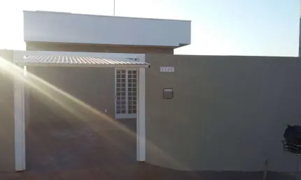 Casa nova, 02 dormitórios, piscina,  04 garagens, cidade bady bassitt R$220.000,00.