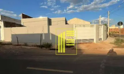 Vende-se casa terrea nova com 02 dormitórios, 02 banheiros e piscina