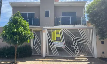Casa com 03 dormitórios à venda por R$ 850.000 no Jardim Alvorada em Mirassol/SP