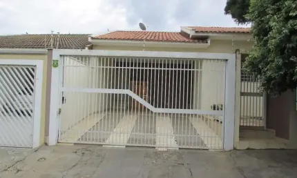 Casa Residencial com 03 dormitorios sendo 01 suite para locação no Jardim São Marco.