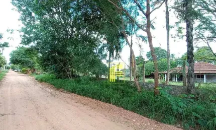 Chácara a Venda no Bairro Bela Vista - quase no final da Av. Mirassolandia, do lado esquerdo - Com 2.981 m² e 450 m² de construção. R$338.000,00.