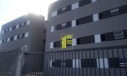 Apartamento no Fraternidade III para locação com 02 quartos e garagem.