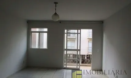 Apartamento com 03 dormitórios a poucos metros da Avenida Bady Bassit.
