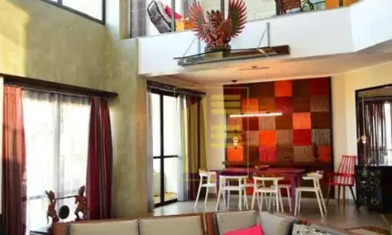 Cobertura duplex no Centro para venda com 03 dormitórios, 03 vagas, área gourmet e piscina privativa. Próximo ao Hospital Santa Helena.