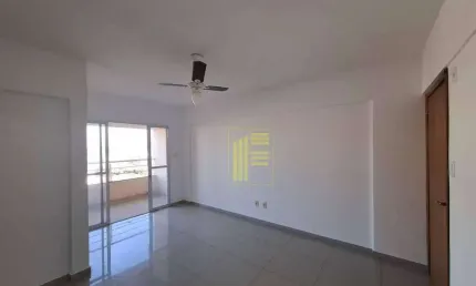 Apartamento com 03 dormitórios, elevador e garagem para locação no Anchieta.