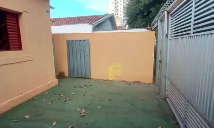 Casa ára locação no boa vista com 02 quartos e 01 vaga de garagem.