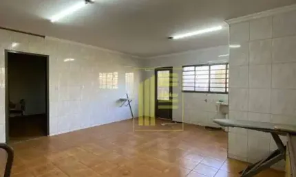 Dois imóveis pelo valor de um para venda! casa com salão comercial já alugado na vila maceno para venda!