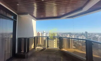 Apartamento para locação no centro com 03 suítes, 01 tipo apartamento, 03 vagas de garagem.