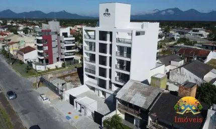 Prédio de frente Mar – Vende-se Apartamento Novo em Matinhos/PR - Ipacaraí