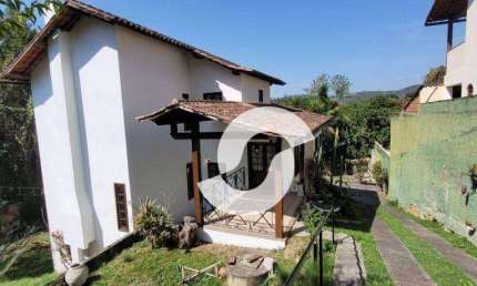 Casa à venda, 319 m² por R$ 750.000,00 - Maria Paula - São Gonçalo/RJ