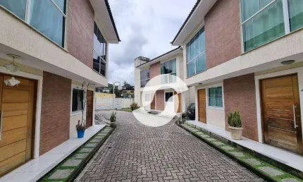 Casa semi-mobiliada com 2 dormitórios à venda, 65 m² por R$ 430.000 - Itaipu - Niterói/RJ