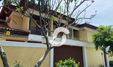 Casa com 4 dormitórios à venda, 368 m² por R$ 2.200.000,00 - São Francisco - Niterói/RJ