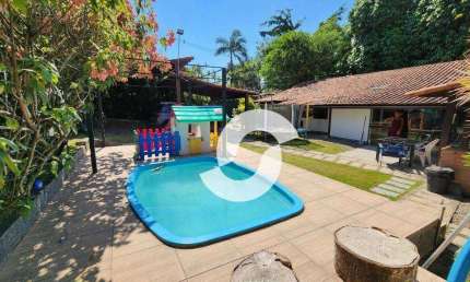 Casa à venda, 250 m² por R$ 900.000,00 - Pendotiba - Niterói/RJ