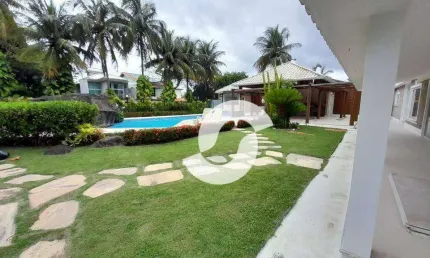 Casa com 6 dormitórios à venda, 457 m² por R$ 5.350.000,00 - Camboinhas - Niterói/RJ