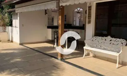 Casa com 5 quartos à venda na Rua Miracema, 36, Pe Pequeno, Niterói