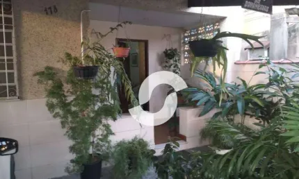 Casa com 4 dormitórios à venda, 1244 m² por R$ 685.000,00 - Brasilândia - São Gonçalo/RJ