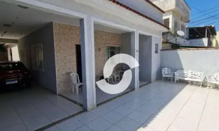 Casa com 3 dormitórios à venda, 84 m² por R$ 550.000,00 - Barro Vermelho - São Gonçalo/RJ
