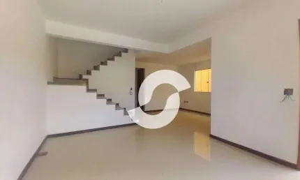 Casa à venda, 185 m² por R$ 650.000,00 - Itaipu - Niterói/RJ