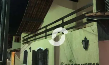 Casa com 3 dormitórios à venda, 350 m² por R$ 520.000,00 - Maria Paula - Niterói/RJ